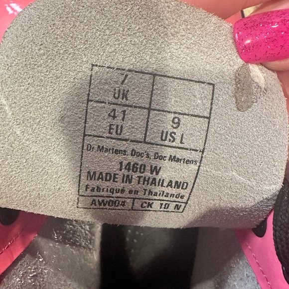 Pink Dr Martens - Picture 5 of 5